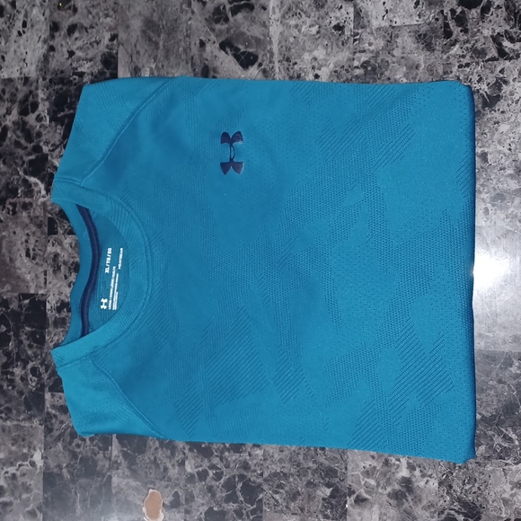 Men's Under Armour top XL heatgear - Picture 1 of 1